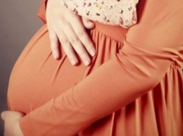 На Закарпатье во время родов умерла женщина: беременную жестоко избил муж
