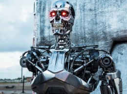 Маск и 115 мировых экспертов призвали запретить военных роботов