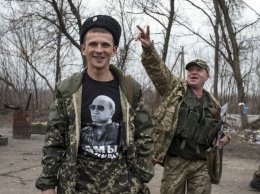 Боевики «ДНР» дерутся с местным населением и обворовывают его