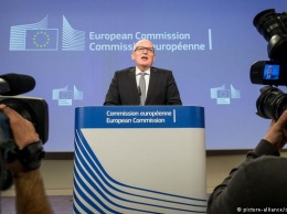 Еврокомиссия напомнила о важности борьбы против тоталитарных идеологий