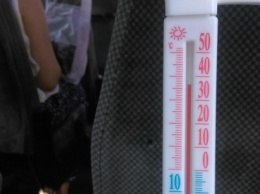 0512 померил температуру в общественном транспорте Николаева: доходит почти до 40°C (ФОТО)