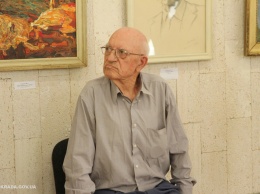 Старейший николаевский художник Главчев открыл юбилейную выставку к своему 90-летию