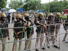 Массовые беспорядки в Индии: более 20 погибших