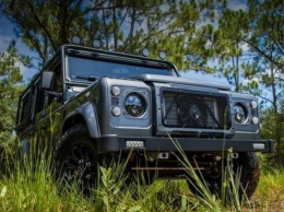 Перестроенный Land Rover Defender получил имя Kingsman