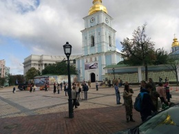 В центре Киева проходят мероприятия к годовщине Иловайского котла