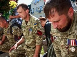 Третья годовщина выхода украинских военных из "Иловайского котла": как все это было