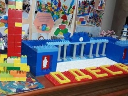 В Одессе из "Лего" построили мэрию (ФОТО)