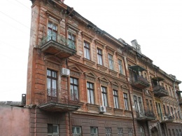 Труханов осудил планы активистов снести недострой возле «дома-стены» в Воронцовском переулке