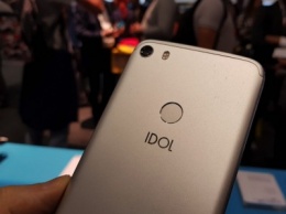 Alcatel A7 и Idol 5 - новые смартфоны среднего уровня с Android 7.0 «на борту»