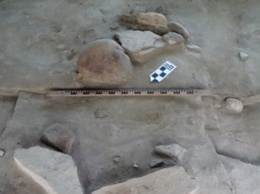 Ученые нашли в Приангарье жилище древнего человека с каменной мебелью