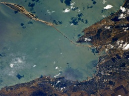 Космонавт МКС показал фото Керченского моста из космоса