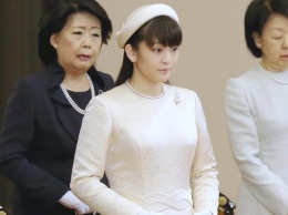 В Японии прошла помолвка принцессы Мако с простолюдином