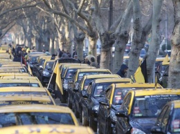 Жители Чили массово протестуют против Uber, есть погибшие