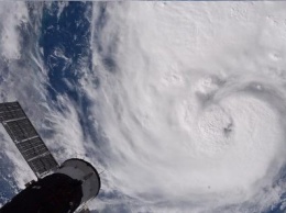 На США надвигается мощный ураган Ирма