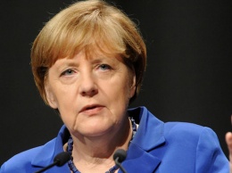 Меркель подтвердила стремление Берлина увеличить оборонные расходы
