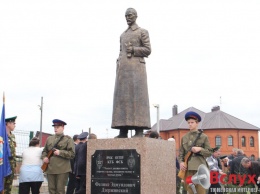 В России одновременно открыли памятник Дзержинскому и почтили память жертв политического террора