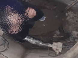 В кривом Роге "кабельные воры" прятались в колодцах от полиции (ФОТО)