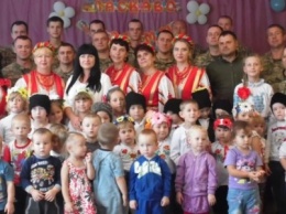 В Добропольском районе дети встретились с военными