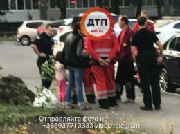 На детской площадке в Киеве стреляли в женщину