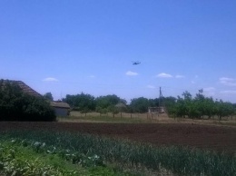 Российский вертолет нарушил воздушную границу Украины (видео)