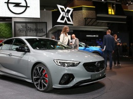 Opel показал спортивную Insignia Gsi