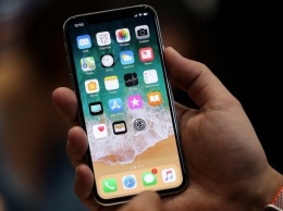 IPhone X проигрывает Galaxy Note 8 по важному показателю