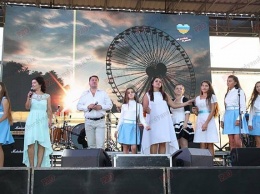 Празднование Дня города в Бердянске завершилось грандиозным концертом