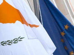 The Guardian: Кипр заработал миллиарды евро на продаже паспортов ЕС