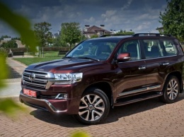 Херсонская полиция расследует дерзкий угон Toyota Land Cruiser