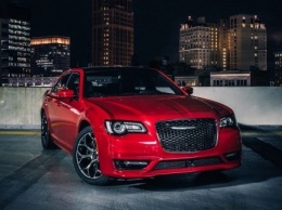 Chrysler готовится к премьере экстремального седана 300 Hellcat