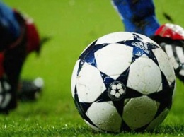 «Агробизнес» и «Гранум» - лидируют в обласных футбольных турнирах