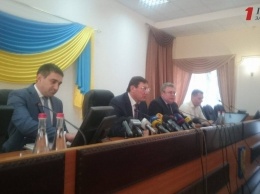 В Запорожье приехал генпрокурор Украины Юрий Луценко: экс-мэра Александра Сина объявили в розыск - ФОТО