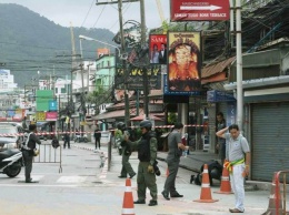 При взрыве самодельной бомбы в Таиланде погибли четверо военнослужащих