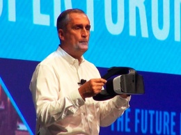 Intel отменила разработку шлема виртуальной реальности Project Alloy