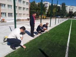 Депутаты от «Самопомощи» проинспектировали строительство новых стадионов (фото)