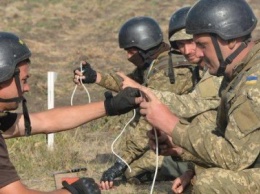 Без права на ошибку: в Николаеве проходят военные учения по минно-взрывному делу