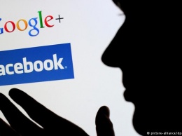 Конгресс США пригласил Facebook, Google и Twitter на слушания по "российскому делу"