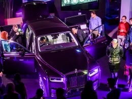 Rolls-Royce представил в Москве свою самую дорогую модель