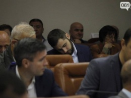 В Запорожье заместитель мэра проспал сессию