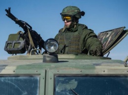 На Донбассе подорвалась БМП боевиков