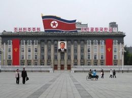 Северная Корея обещает превратить США в "море пламени"
