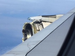 У Airbus A380 во время трансатлантического полета разрушилась обшивка двигателя (фото)