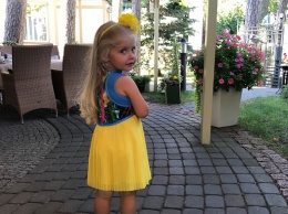 «Вся в маму!» 4-летняя дочка Аллы Пугачевой примерила сценический образ Примадонны (ФОТО)