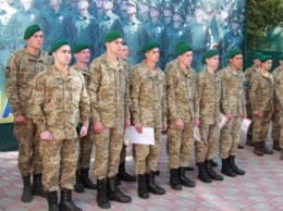 На Херсонщине 10 пограничников-срочников уволены в запас ВСУ