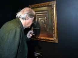 На выставке творчества душевнобольных в Италии чуть не изуродовали картину Гитлера