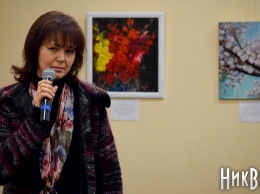 В Николаеве открылась персональная выставка художницы, которую сравнили с Ван Гогом