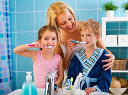 Медики назвали 5 врагов зубной эмали у детей