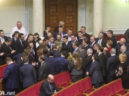 Депутат рассказал, о чем договорились на фракции БПП с Порошенко