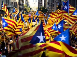 Крупные банки решили уйти из Каталонии