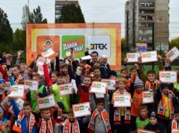 В Доброполье состоялся футбольный турнир «Давай, играй!»
